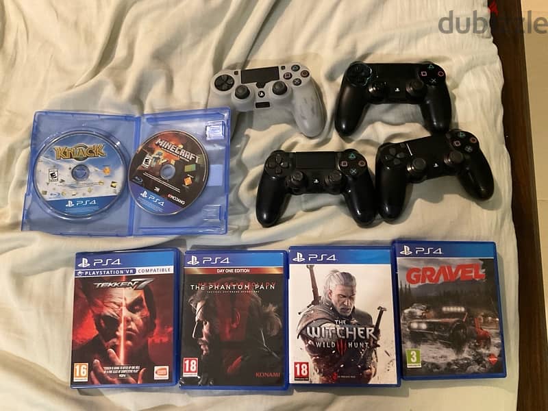 ps4 with games and accessories 1