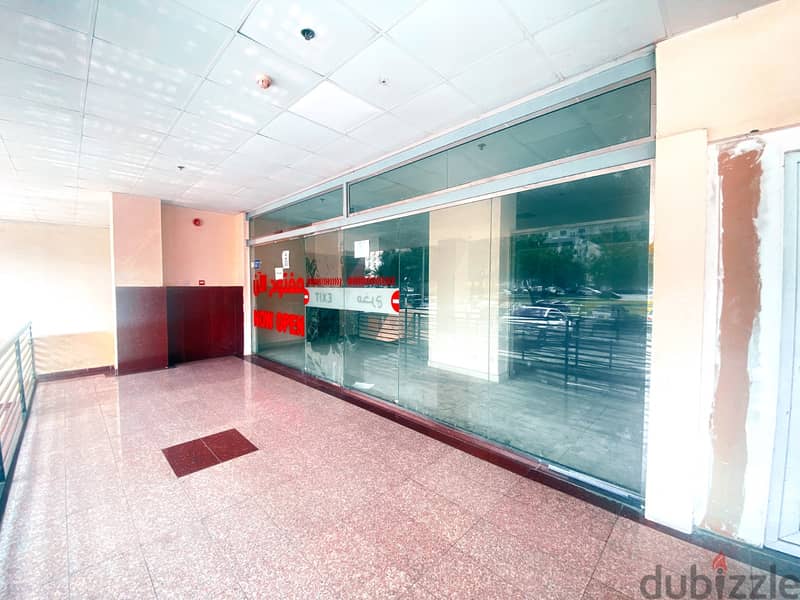 100sqm Ground Floor Showroom in Al Khuwair For Rent MPC03-3 2