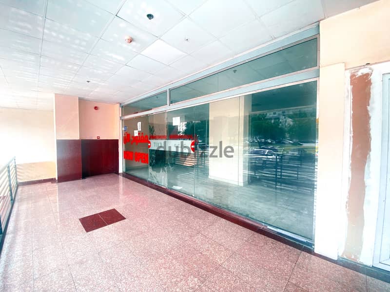 150 sqm Gound Floor Showroom for Rent in Al Khuwair MPC03-4 2