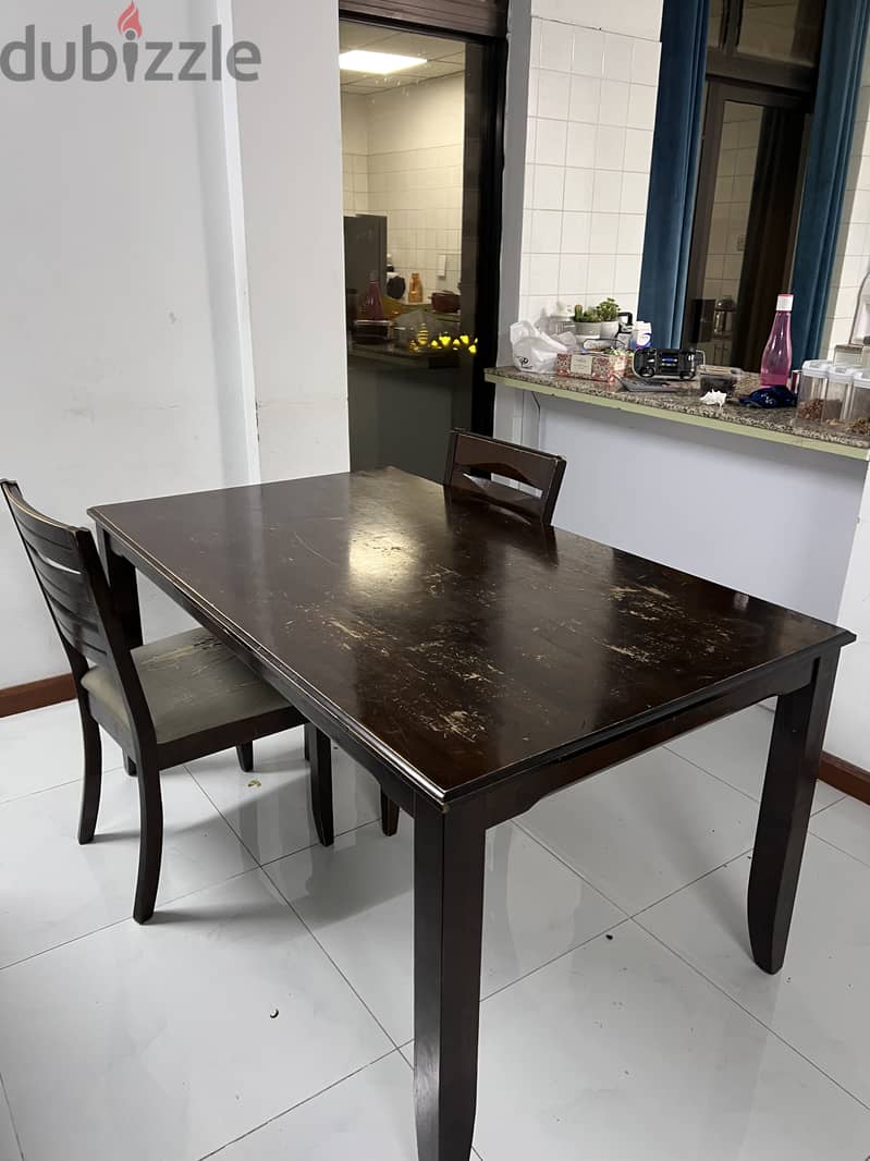 Strong dining table 1