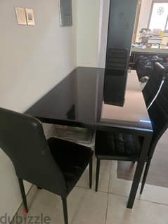6 Seater Glass Dining Table 0