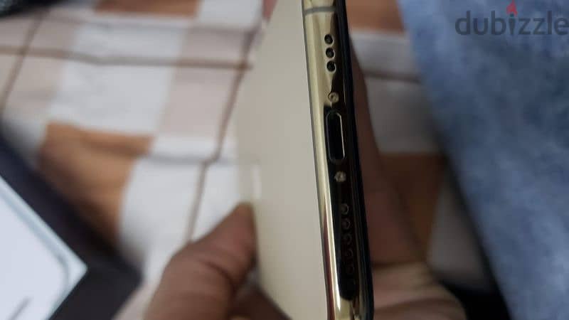 Iphone 11 pro Awesome condition 2