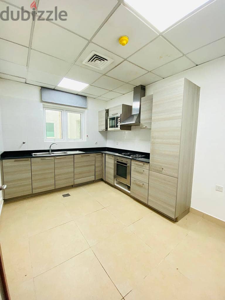 3 BHK Unfurnished apartment in Muscat Grand Mall  (dwh23) 1
