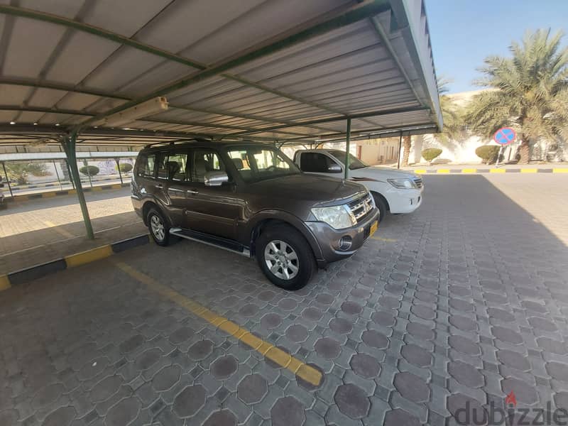 Pajero 3.8 - Model 2013 - in an amazingly immaculate condition 3