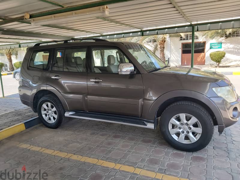 Pajero 3.8 - Model 2013 - in an amazingly immaculate condition 5