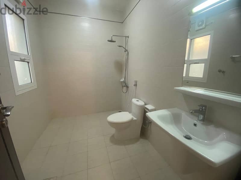 5AK7-Amazing 5+1 Bedroom villa for rent located in Bosher 10