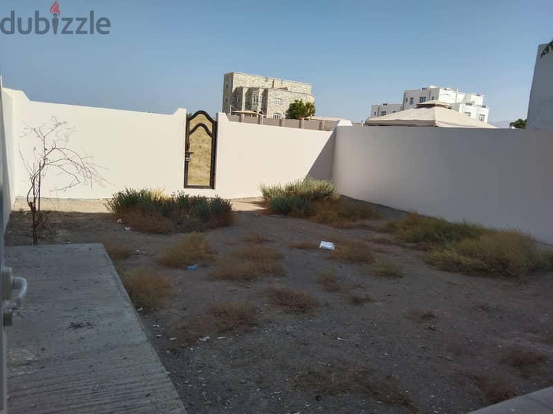 4AK4-Beautiful 5 bedroom villa for rent in Al Ansab Heights. 17