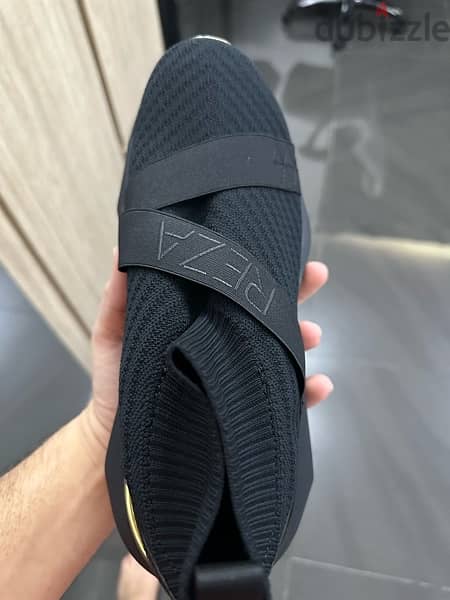 Reza Footwear 1
