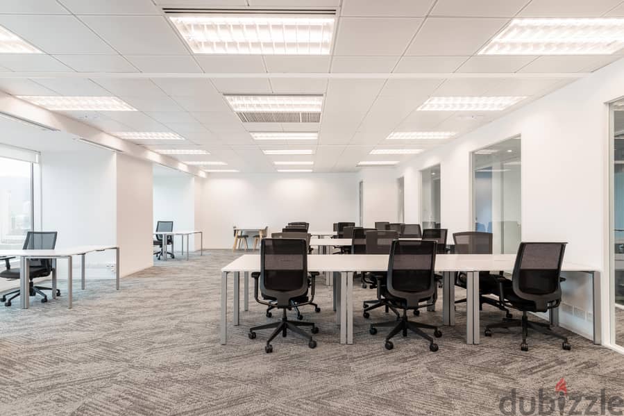Open plan office space for 15 persons in Muscat, Pearl Square 1