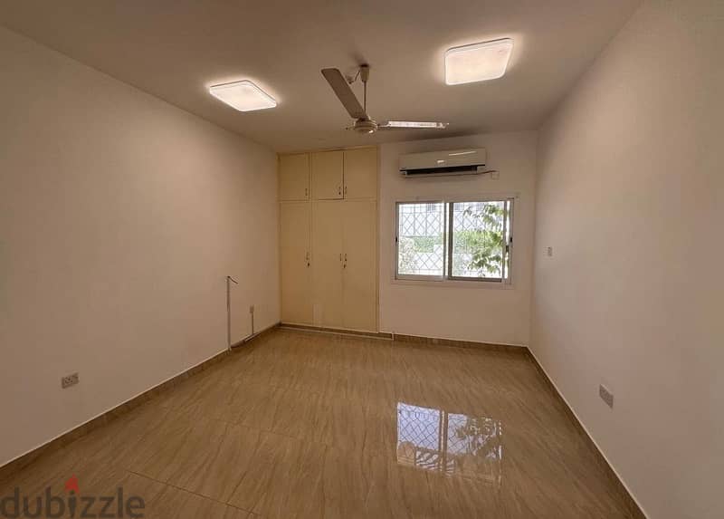 3+1 Bedrooms villa located in maddinat sultan qaboos. 9