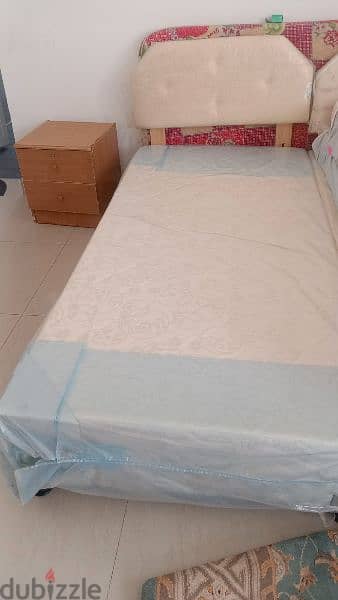 Raha Single Bed size180x90 1