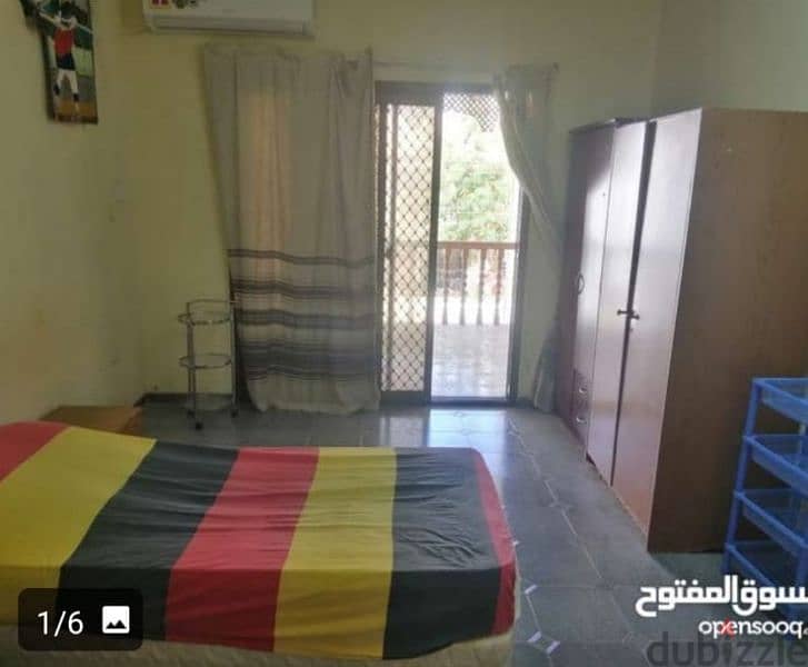 Single room, separate bathroom in Al-Khuwair, call 99-74-35-69 2