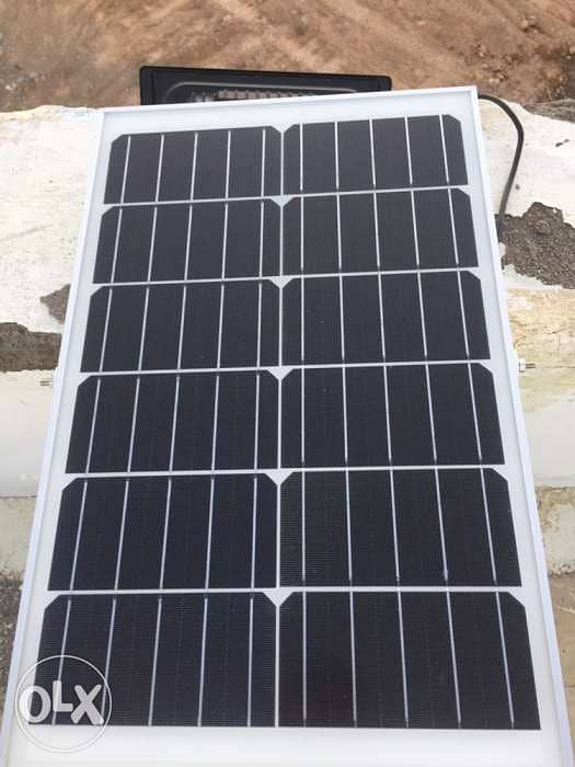 كشاف طاقة شمسية Solar Floodlight 360 watts 1