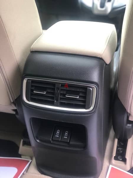 Honda CRV 2.5L AWD/Under Warranty . 7