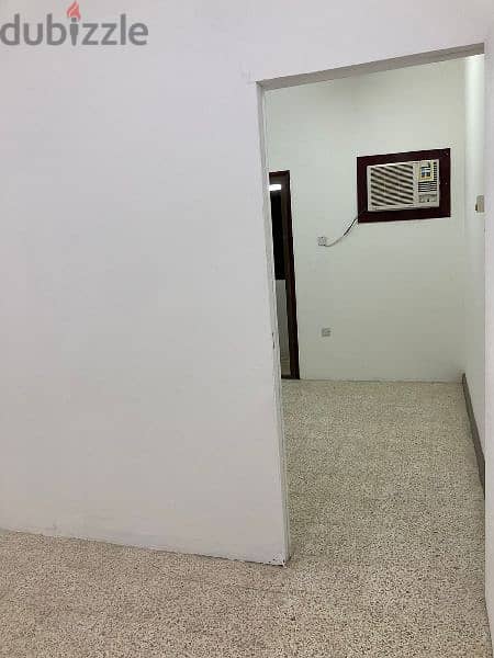 Rooms/Studio/1BHK/2BHk in Al Khawir Ghoubra Azeba غرف و شقق 1