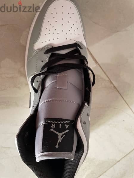 Air Jordan 1 Mid Light Smoke Grey sneakers 1