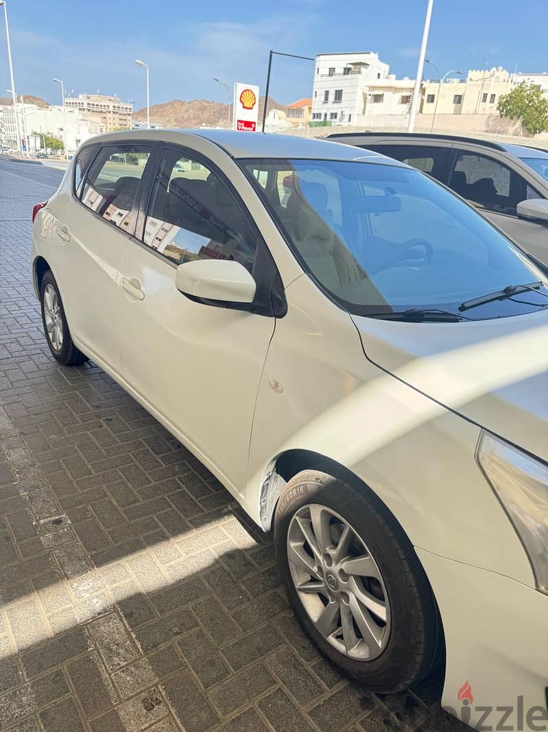 1.6 Nissan Tida, 2014 an excellent condition 2