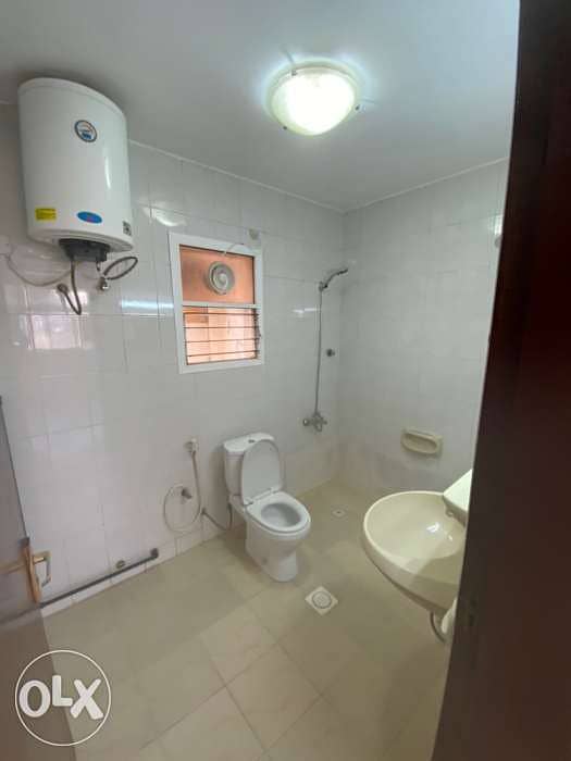 2bhk in ruwi (B71) 4