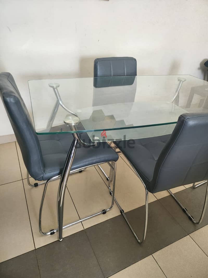 4 Seater Dining Table for Sale (Homecentre) 4
