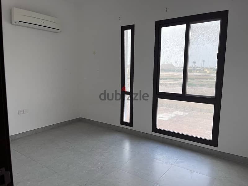 شقة ٣ غرف للبيع في تلال القرم 3BR Appartment for Sale Tilal Al Qurm 3