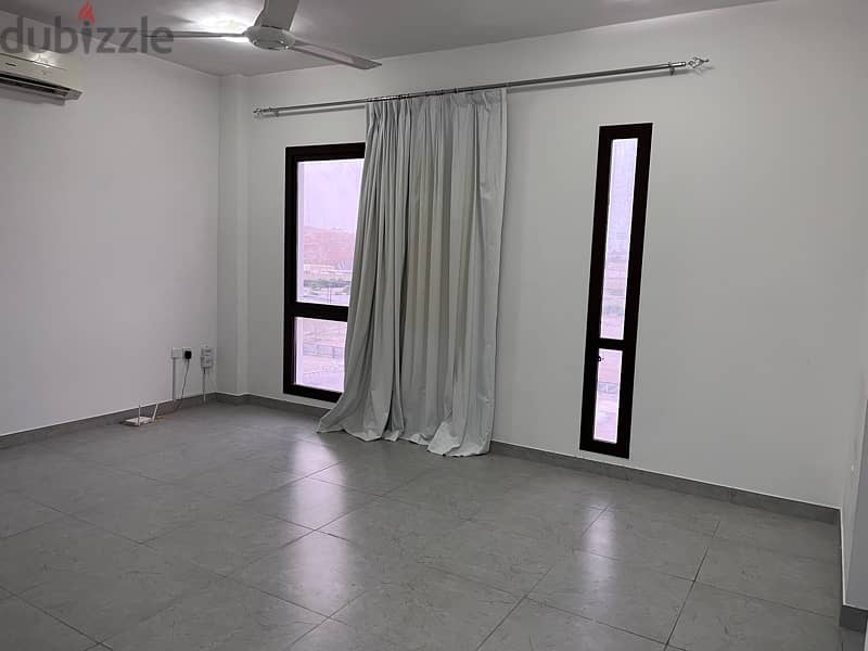 شقة ٣ غرف للبيع في تلال القرم 3BR Appartment for Sale Tilal Al Qurm 8