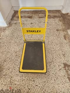 urgently selling Stanley brand load carrier