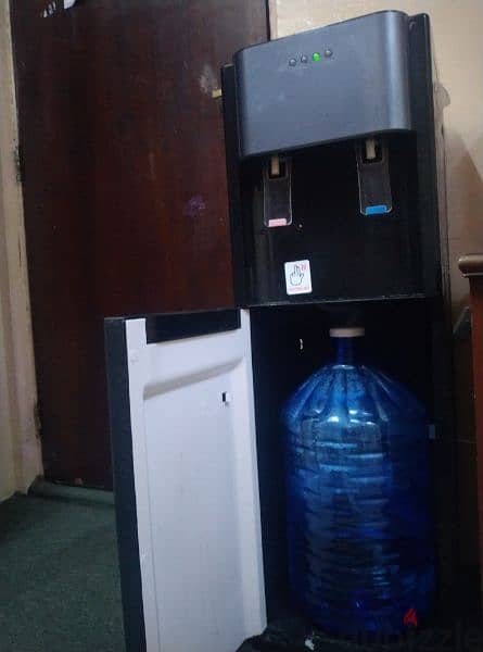 water dispenser for sale good condition 2