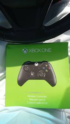 Xbox one controller  and for pc also 

15 Ryals