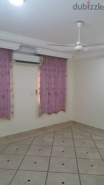 Luxury room in Wattayah 1