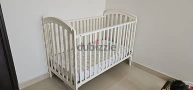 Baby Crib/Bed with Matress