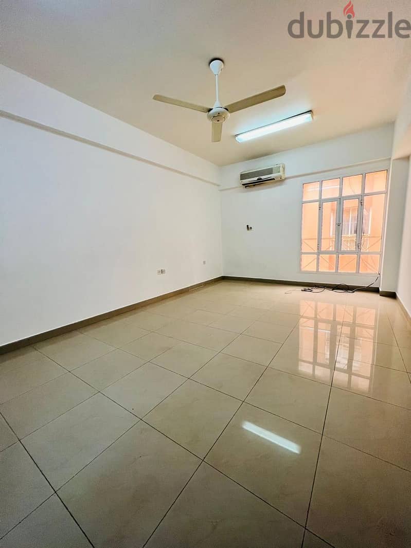 2 BHK apartments for rent in al khuwair 33 dgsd 8