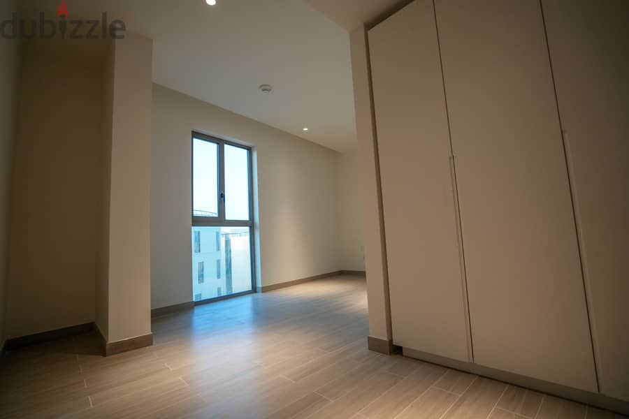 Brand new 2bhk apartment in Ghala Height Complex next to Qatar Airways 4