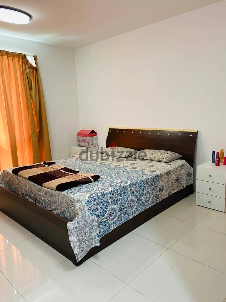 1 BHK furnished apartment for rent in Muscat Grand Mall bnejh 6