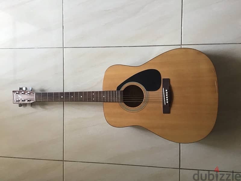Yamaha Acoustic Guitar F310 0