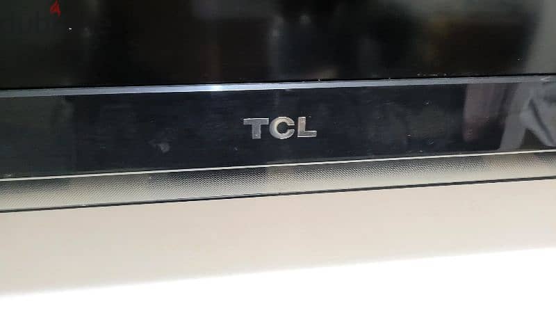 TCL Brand 32 inch LCD TV 1