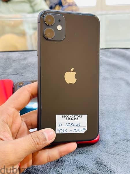 iPhone 11 128GBb- perfect condition and good device 4