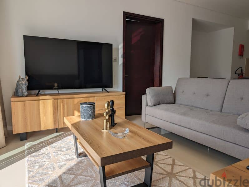 3BR Luxurious Apartment Furnished in The Wave near Kempinski 3