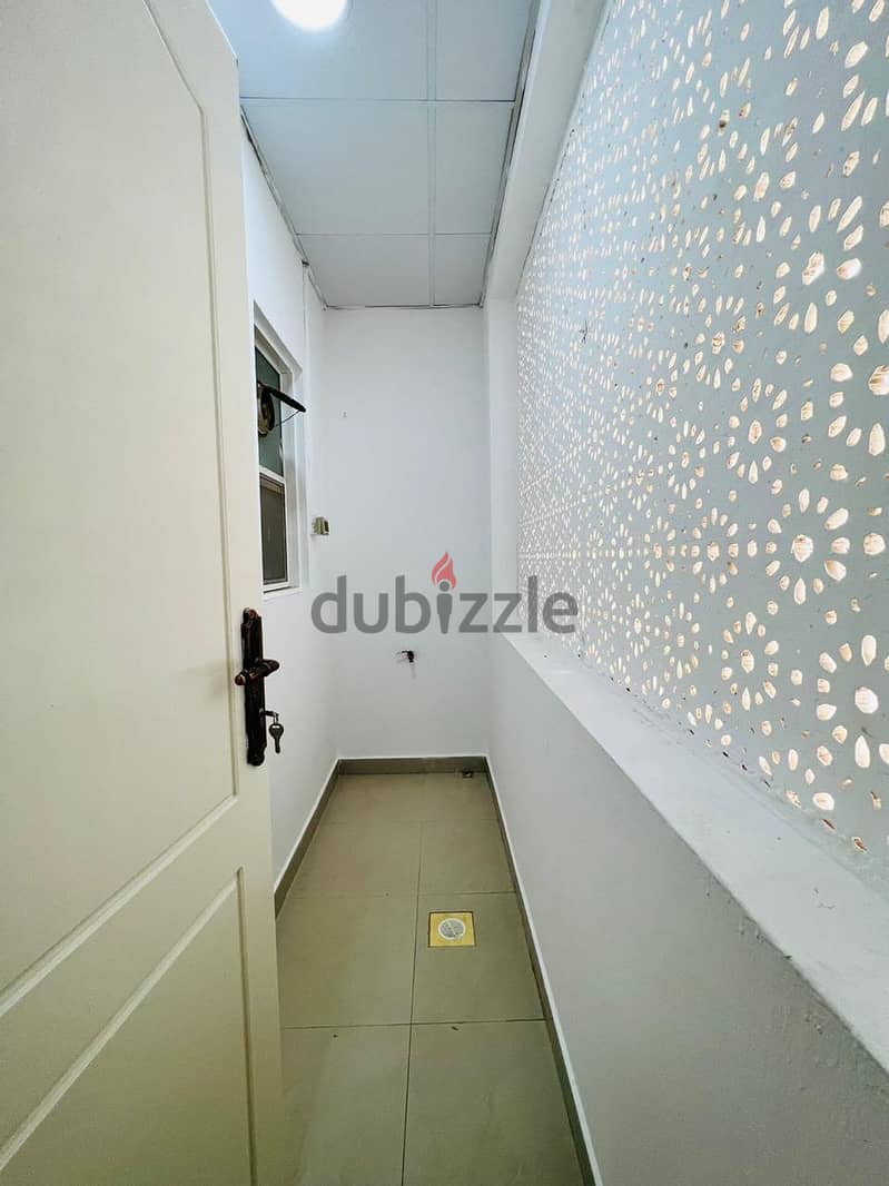 2 BHK apartments for rent in al khuwair 33 e4gvg 10