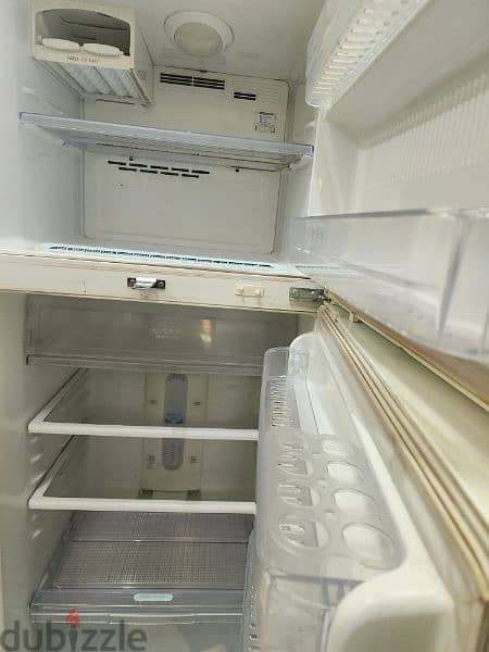 LG 520 litre refrigerator in nice working condition 1