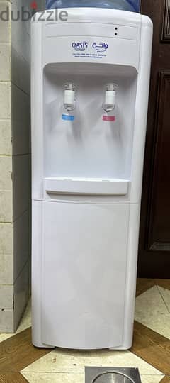 Water dispenser Hot and Cold