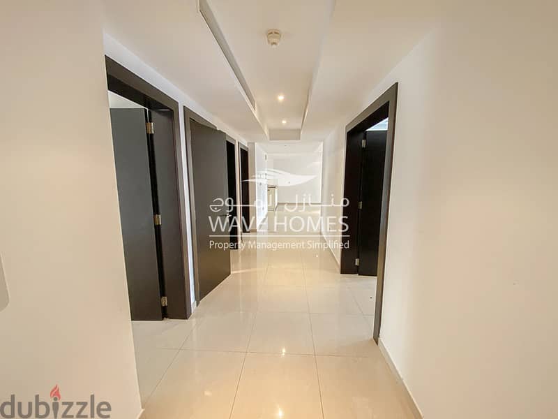 3 Bedroom luxurious apartment in Al Mouj 11
