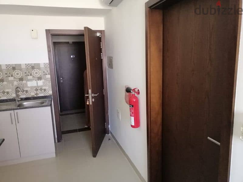 1 bedroom apartment for rent at the pearl building 6