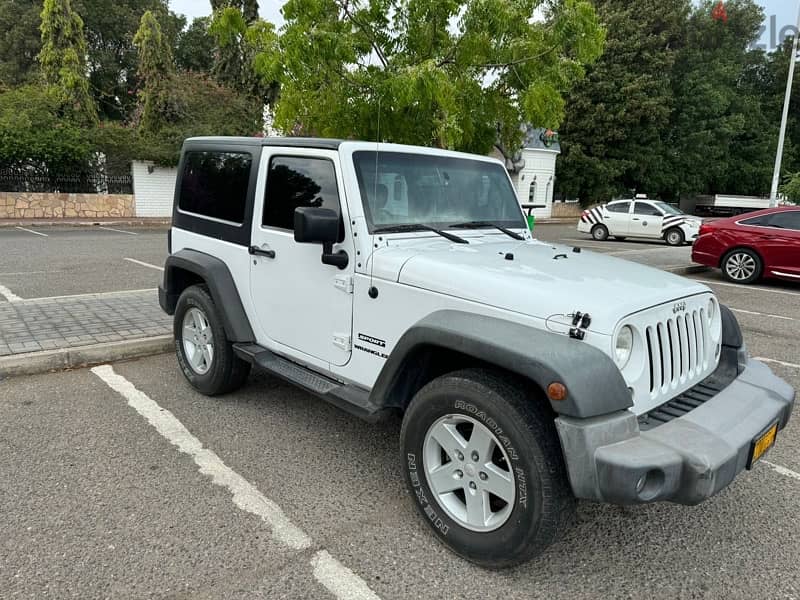 Jeep wrangler from oman agency! priced for urgent sale! 9