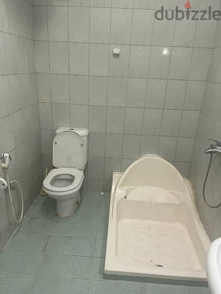 There is a room with bathroom for rent in Al Khuwair 2