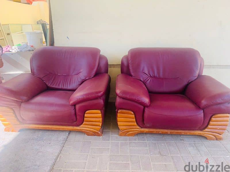 single soffa for 30 rial 1