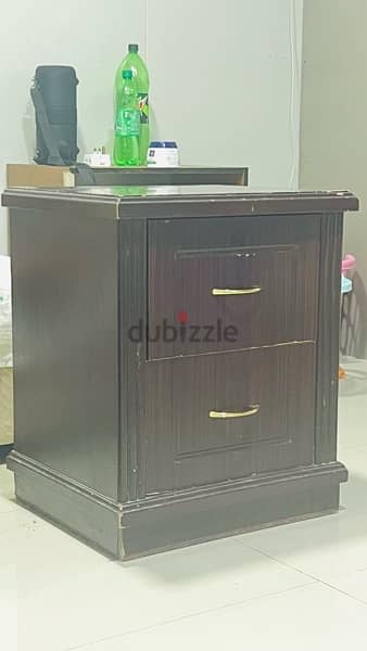Bed side table for sale 4