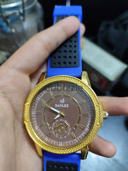 boys watch for sale bought for 20 ro and sell for 10 ro 2