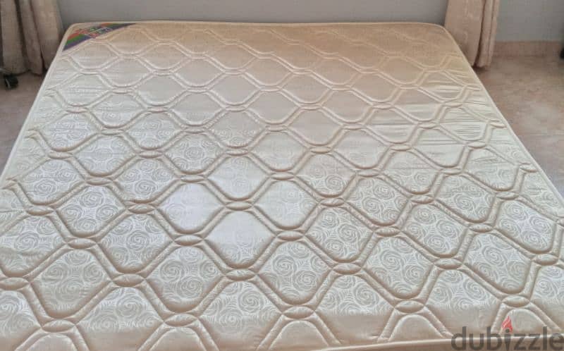 King size mattress 3