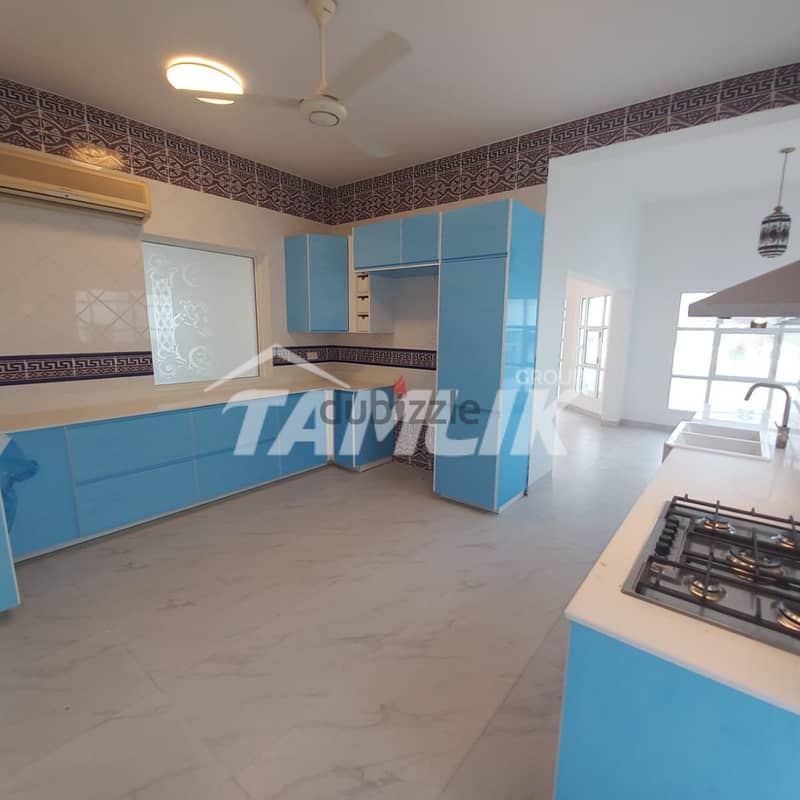 Spacious Standalone Villa for Rent in Al Azaiba | REF 417BB 2