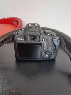 Canon EOS 2000d DSLT CAMERA